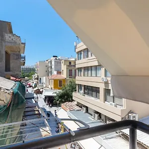 New In The Heart Of Center Διαμέρισμα
